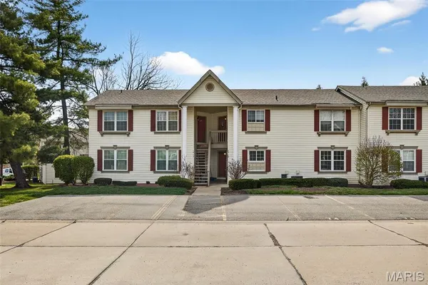 $169,900 | 74 Sugar Glen Court, St. Peters, MO 63376