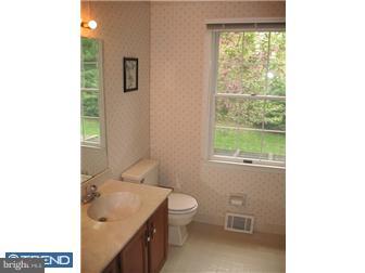 224 Hedgemere Drive Devon, PA 19333 - Photo 8 of 12