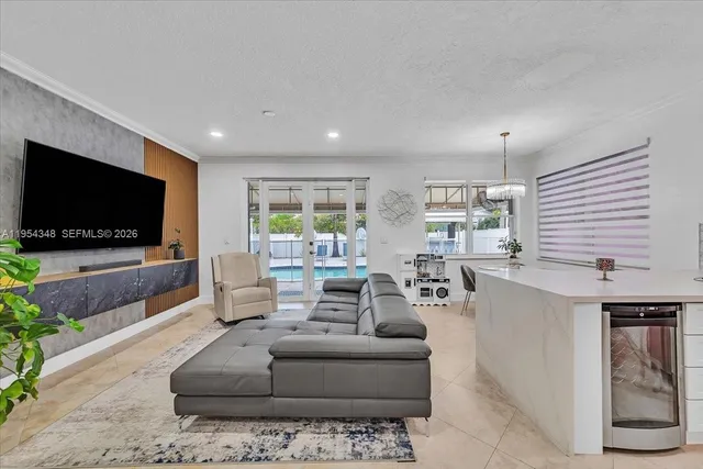 $4,600 | 773 Southwest 120th Avenue, Pembroke Pines, FL 33025