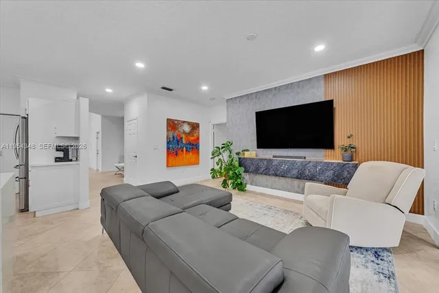 $4,600 | 773 Southwest 120th Avenue, Pembroke Pines, FL 33025