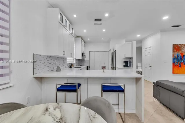 $4,600 | 773 Southwest 120th Avenue, Pembroke Pines, FL 33025