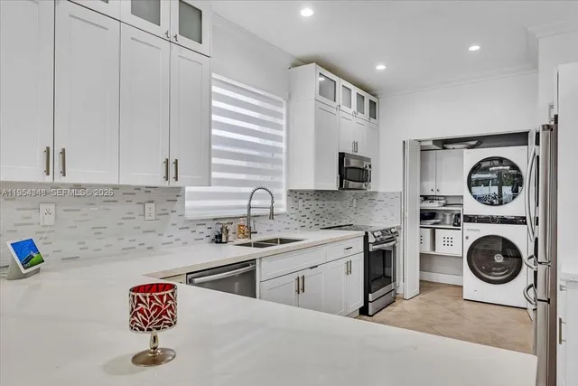 $4,600 | 773 Southwest 120th Avenue, Pembroke Pines, FL 33025