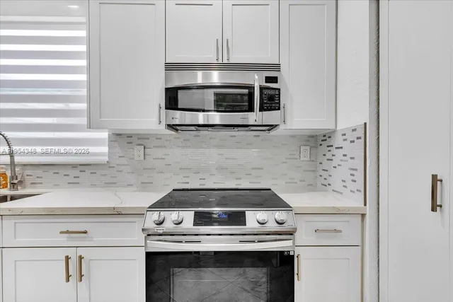 $4,600 | 773 Southwest 120th Avenue, Pembroke Pines, FL 33025