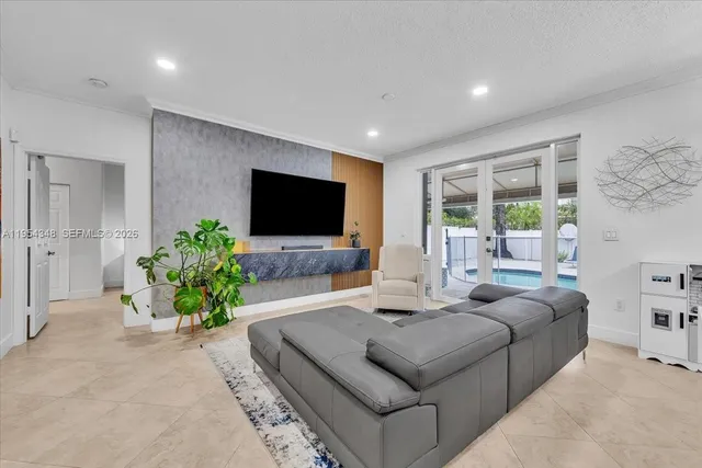 $4,600 | 773 Southwest 120th Avenue, Pembroke Pines, FL 33025