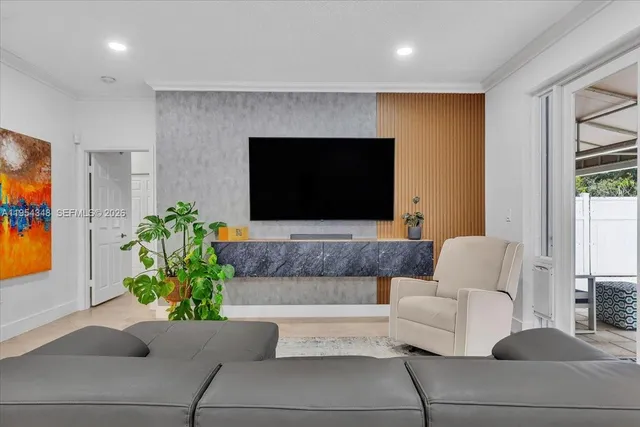 $4,600 | 773 Southwest 120th Avenue, Pembroke Pines, FL 33025