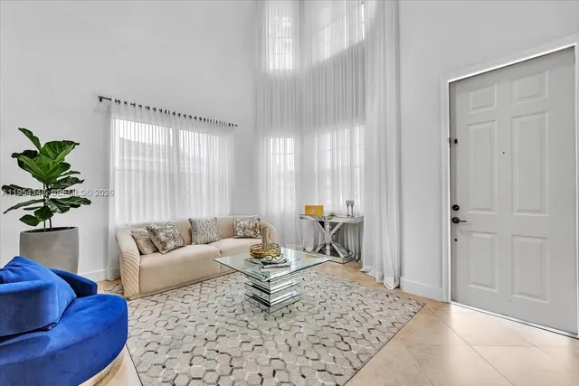 $4,600 | 773 Southwest 120th Avenue, Pembroke Pines, FL 33025