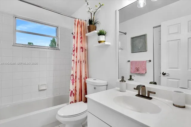 $4,600 | 773 Southwest 120th Avenue, Pembroke Pines, FL 33025