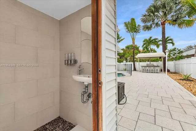 $4,600 | 773 Southwest 120th Avenue, Pembroke Pines, FL 33025