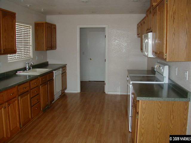 13835 Kewanna Trail Reno, NV 89521 - Photo 3 of 8 Photo 3