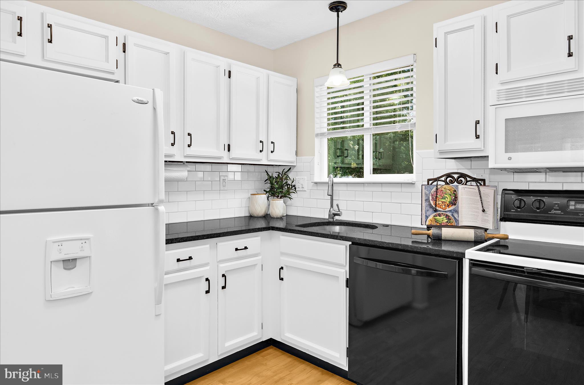 2645 Cox Neck Road Chester, MD 21619 - Photo 17 of 61