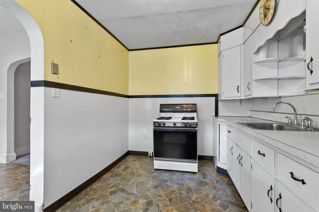 $155,000 | 42 Maple Street, Marcus Hook, PA 19061