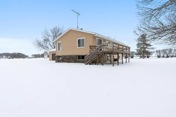 $610,000 | 45562 County Road 194, Belgrade, MN 56312