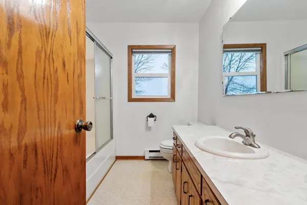 $610,000 | 45562 County Road 194, Belgrade, MN 56312