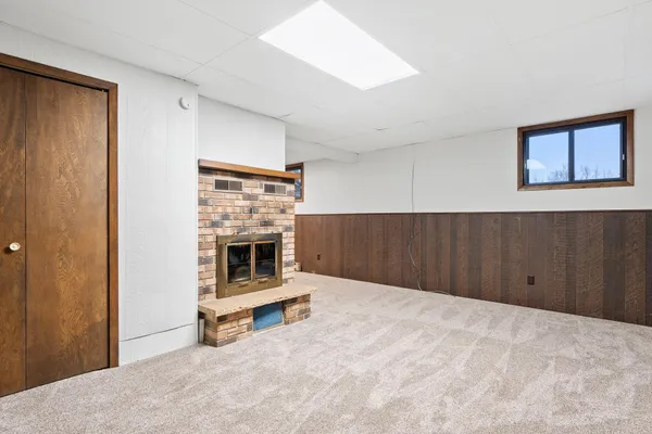 $610,000 | 45562 County Road 194, Belgrade, MN 56312