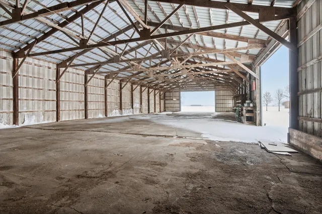 $644,000 | 45562 County Road 194, Belgrade, MN 56312