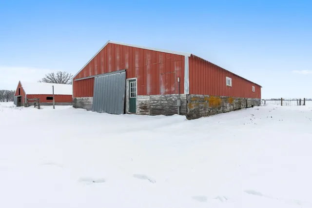 $644,000 | 45562 County Road 194, Belgrade, MN 56312