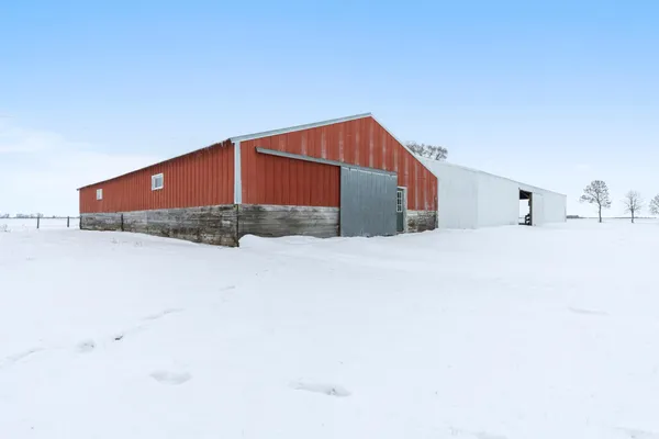 $610,000 | 45562 County Road 194, Belgrade, MN 56312