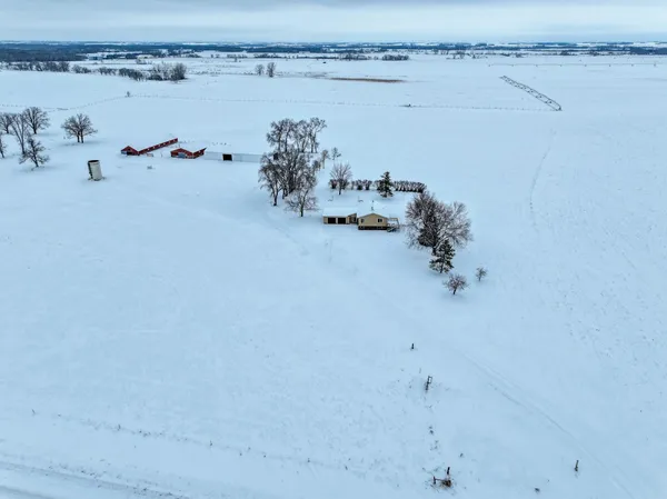 $610,000 | 45562 County Road 194, Belgrade, MN 56312