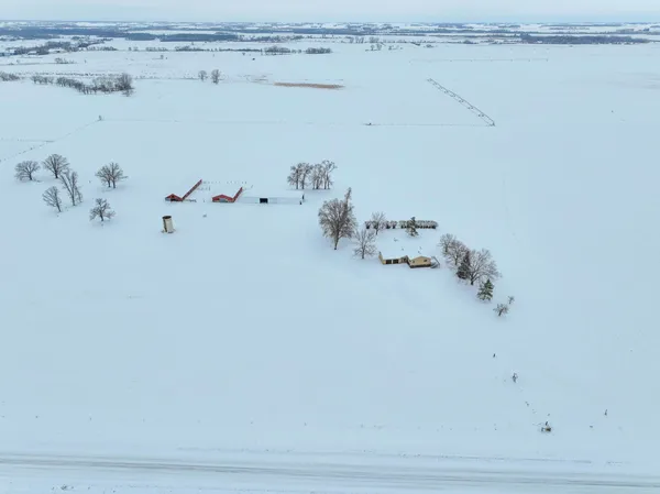 $610,000 | 45562 County Road 194, Belgrade, MN 56312