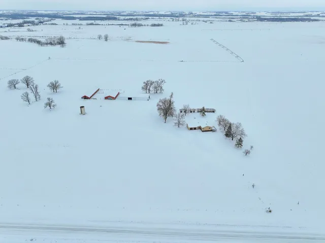 $644,000 | 45562 County Road 194, Belgrade, MN 56312