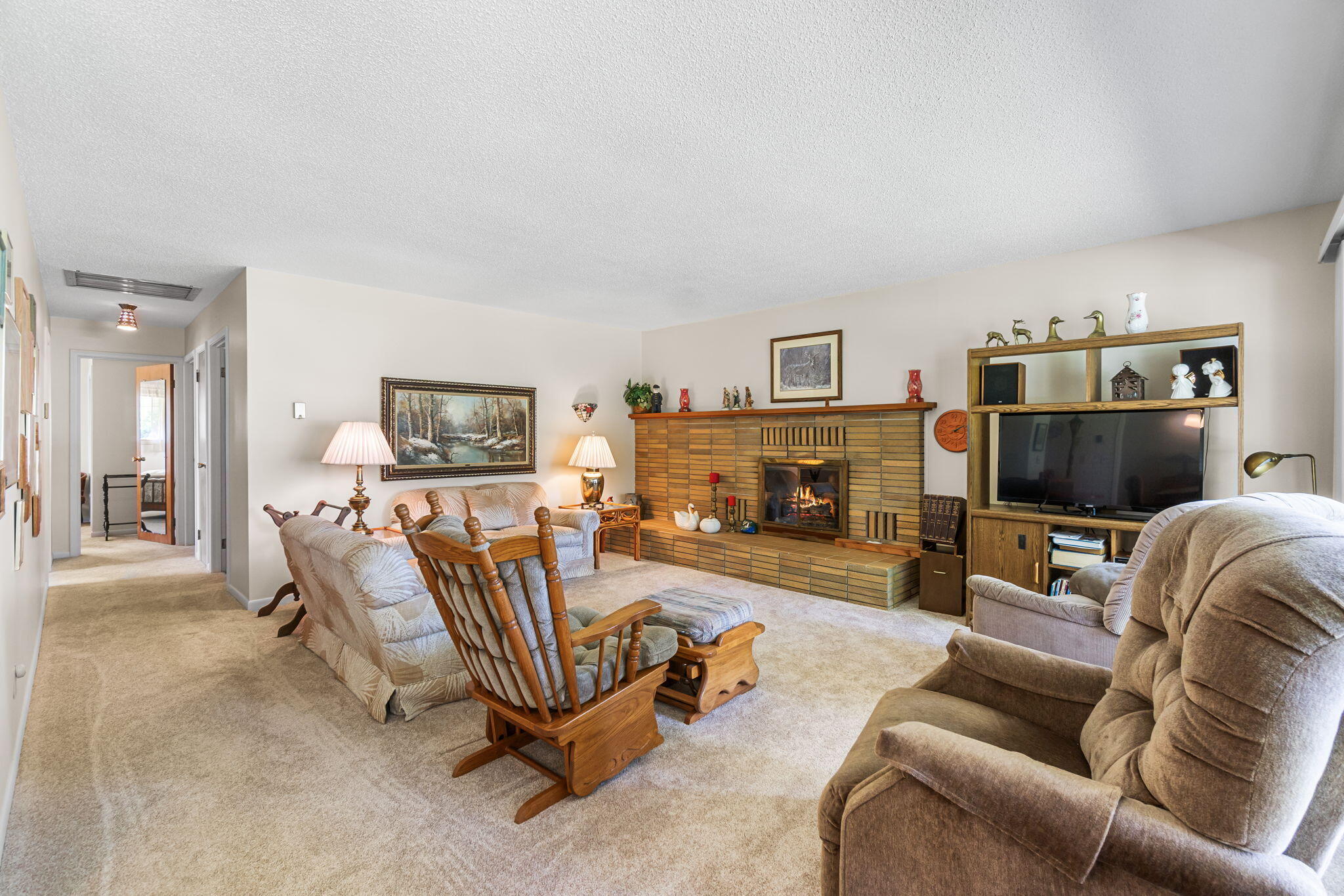 8280 East Foote Road Cheboygan, MI 49721 - Photo 11 of 49 Living Rm