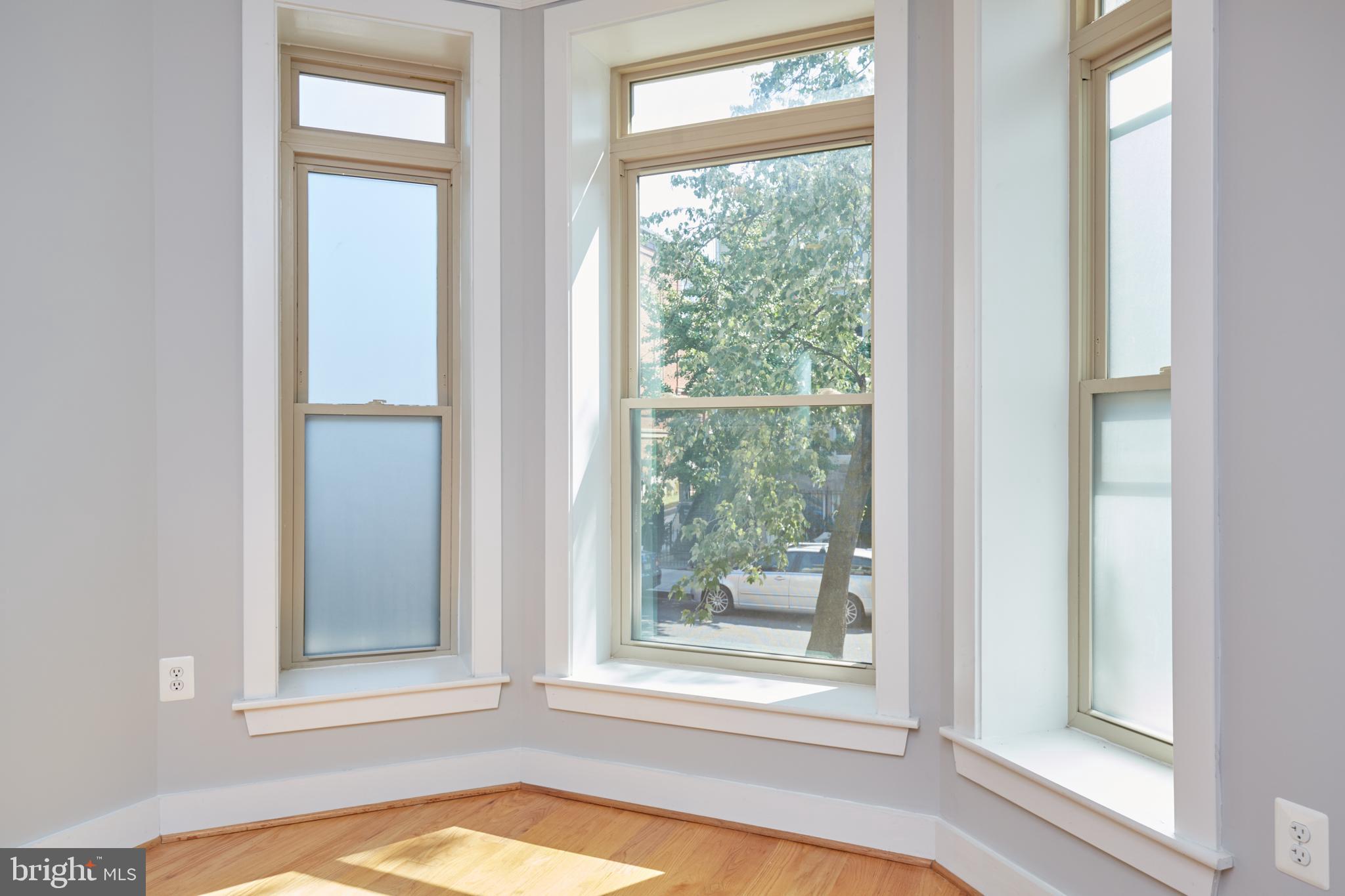 2514 17th Street Northwest, Unit 2 Washington, DC 20009 - Photo 11 of 31 Bay Window