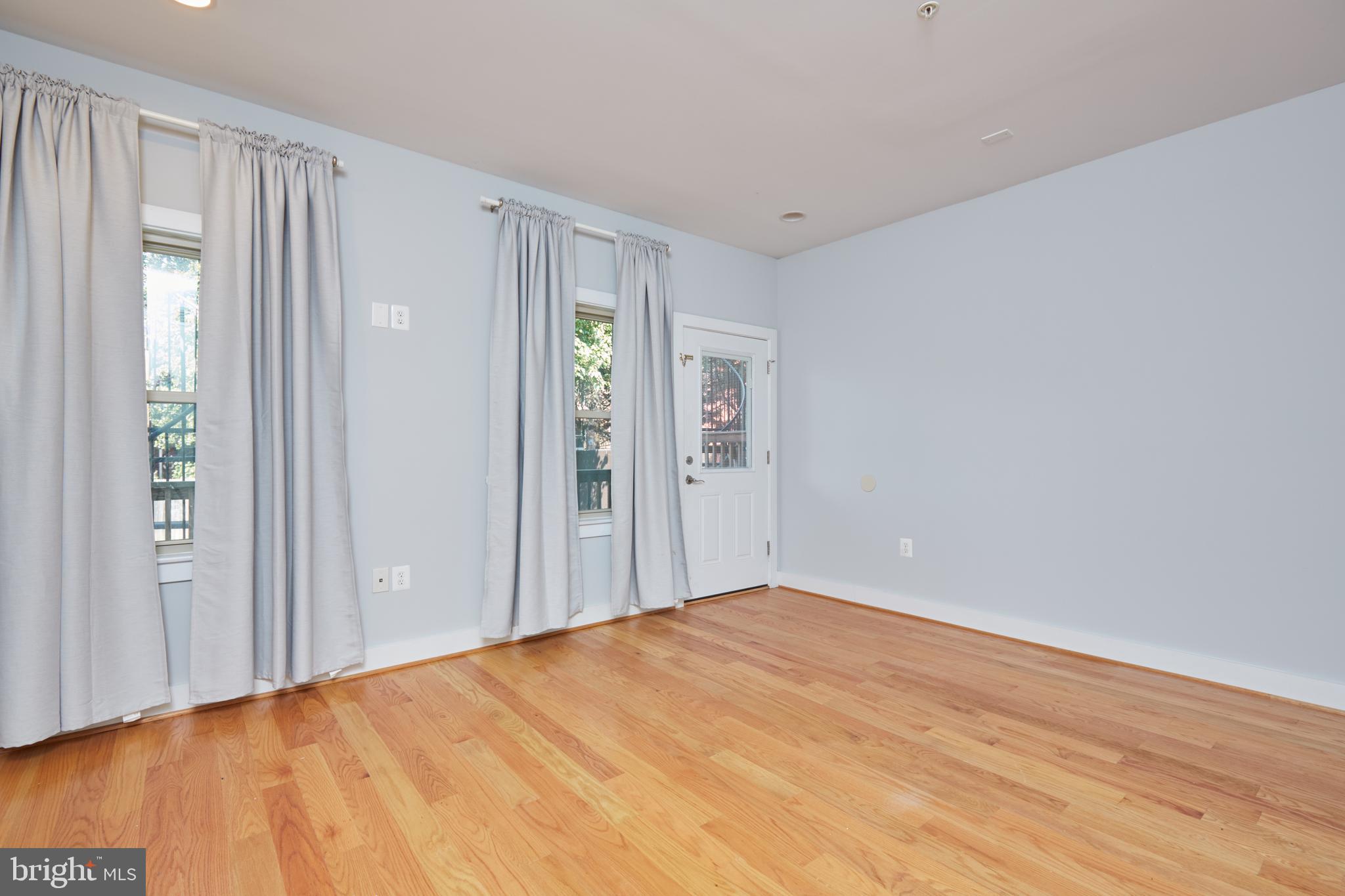 2514 17th Street Northwest, Unit 2 Washington, DC 20009 - Photo 19 of 31 Master Bedroom