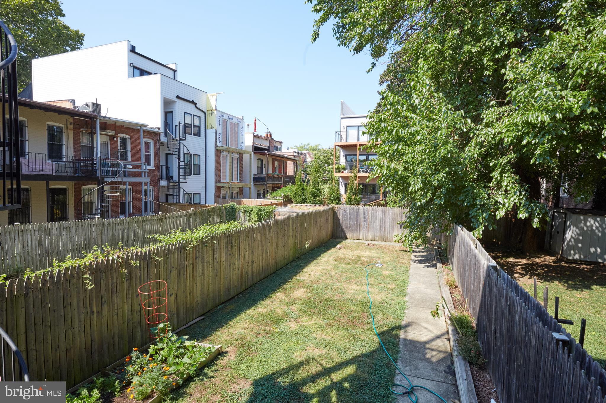 2514 17th Street Northwest, Unit 2 Washington, DC 20009 - Photo 29 of 31