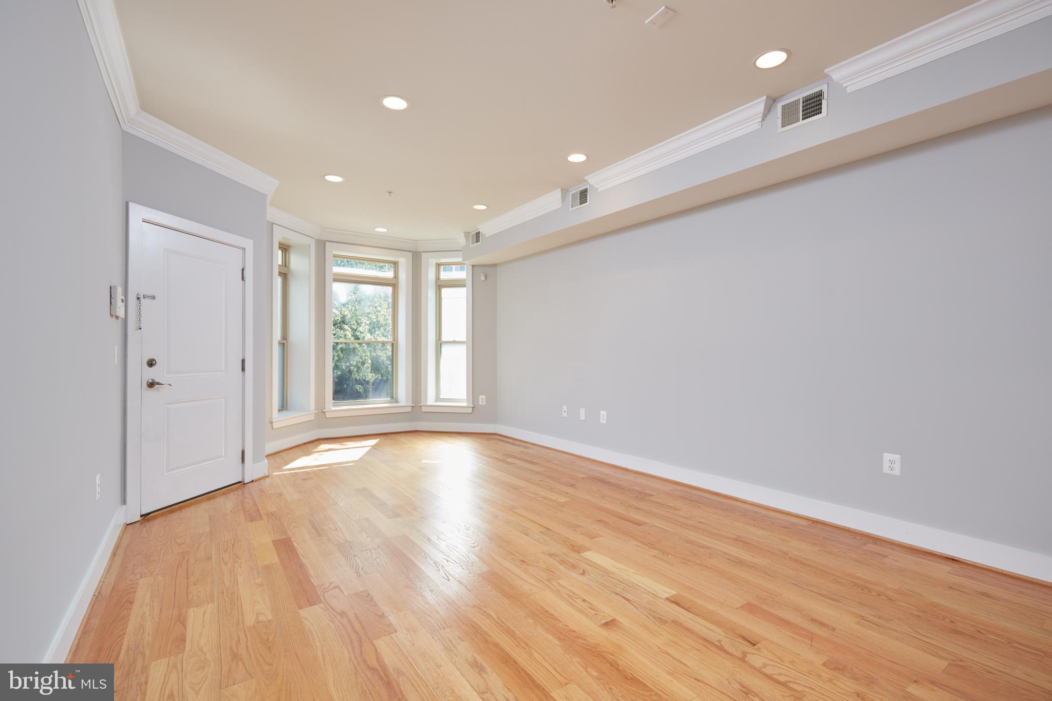 2514 17th Street Northwest, Unit 2 Washington, DC 20009 - Photo 9 of 31 Living / Dining Rooms