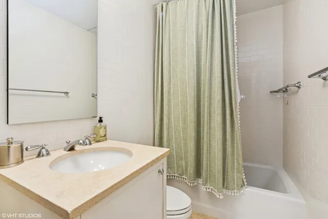 $399,000 | 1255 North State Parkway, Unit 2B, Chicago, IL 60610