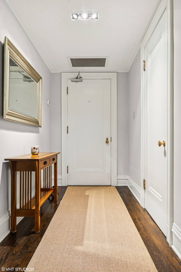 1255 North State Parkway, Unit 2B Chicago, IL 60610 - Photo 2 of 19