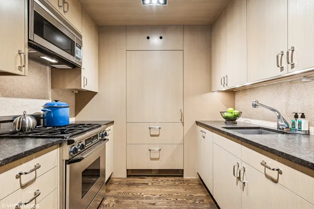 $399,000 | 1255 North State Parkway, Unit 2B, Chicago, IL 60610