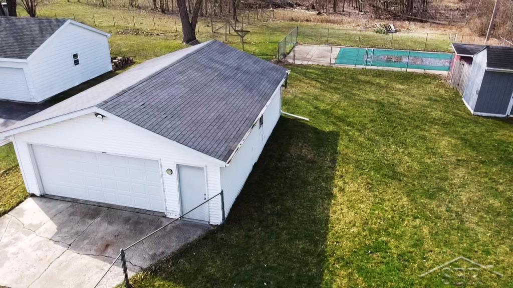 12380 East Burt Road Birch Run, MI 48415 - Photo 33 of 33 50038285-32.JPG