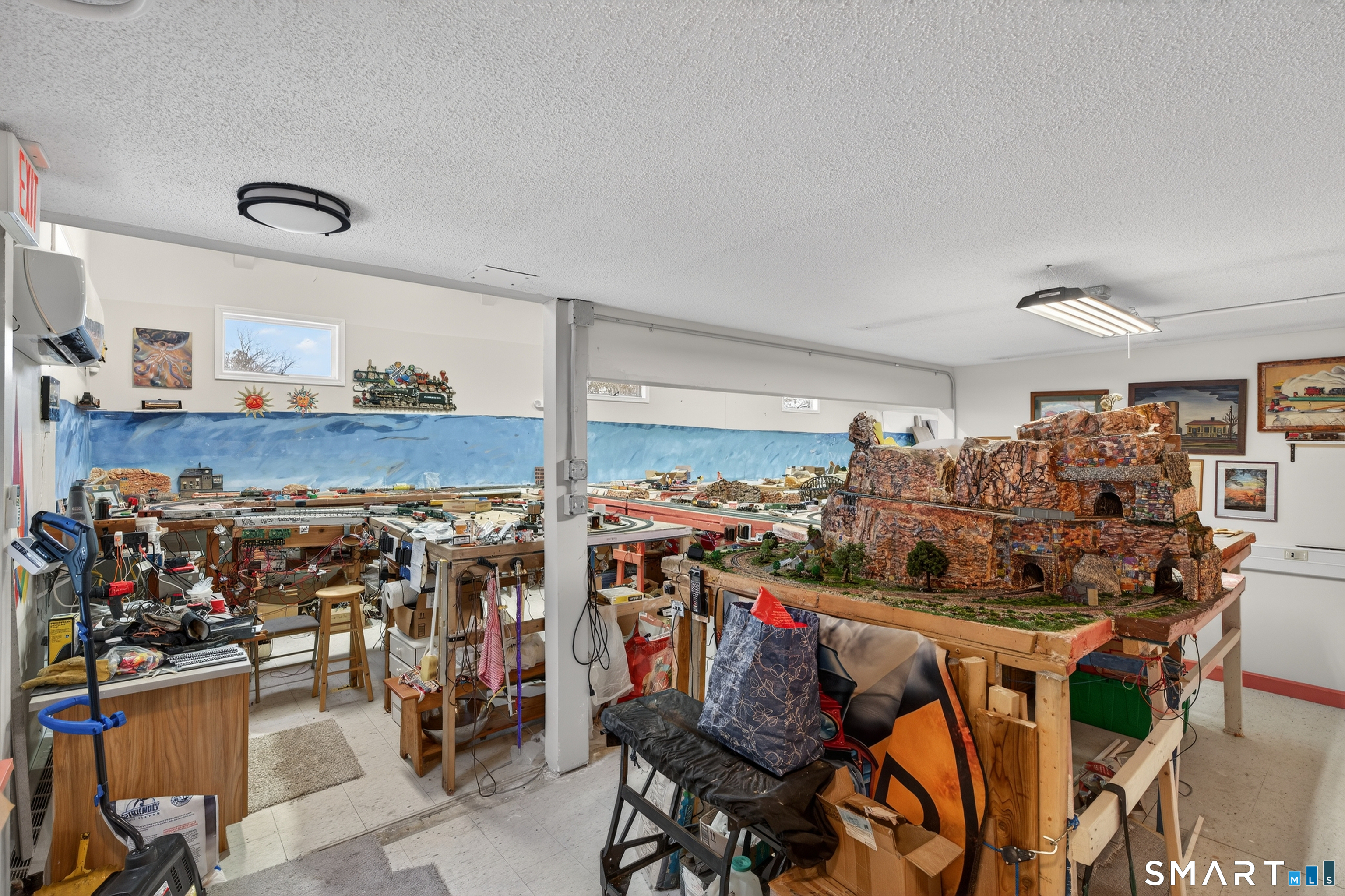 1553 Glasgo Road Griswold, CT 06351 - Photo 23 of 37