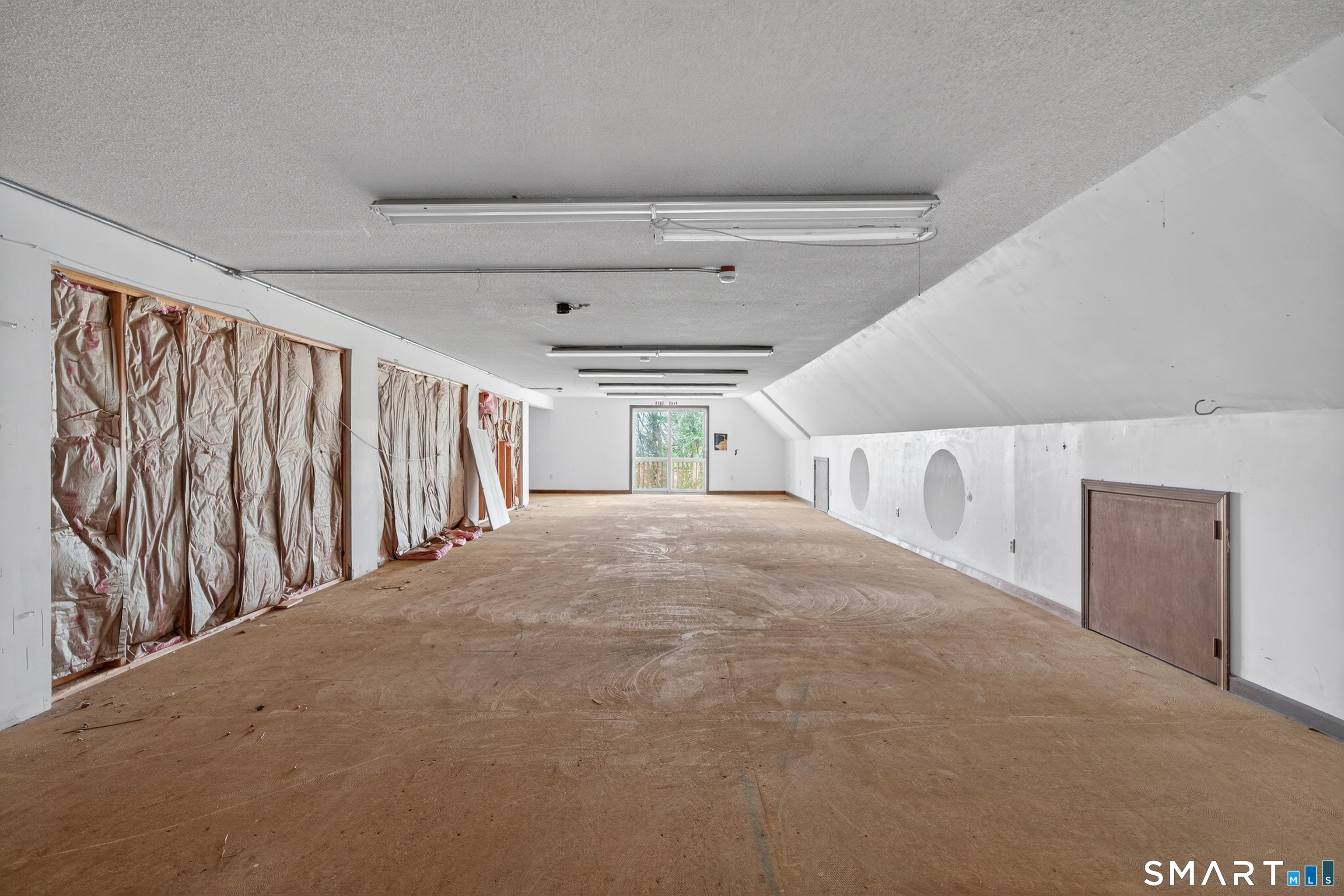 1553 Glasgo Road Griswold, CT 06351 - Photo 33 of 37 a view of a garage