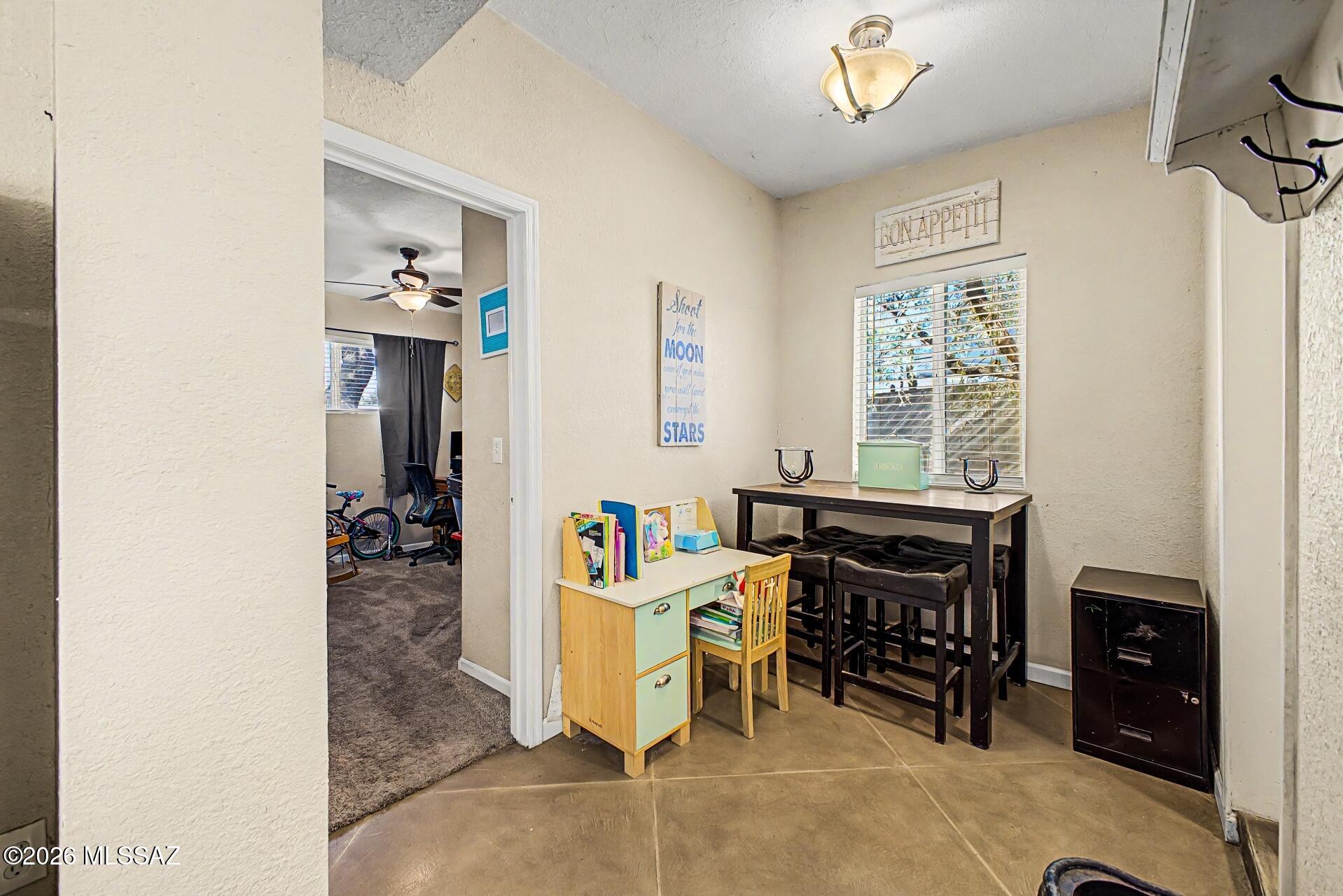 4041 North Ray Place Tucson, AZ 85705 - Photo 11 of 18 15-Ray