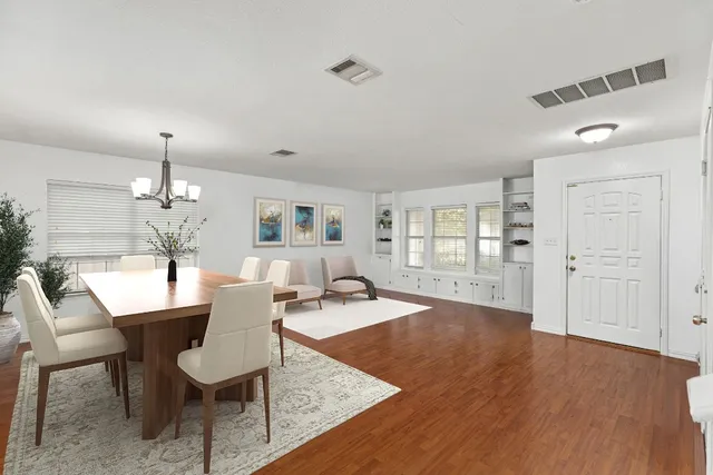 $299,500 | 144 Vicksburg Loop, Elgin, TX 78621