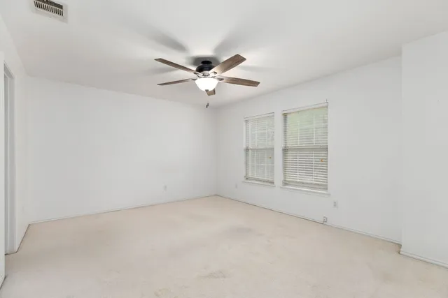 $299,500 | 144 Vicksburg Loop, Elgin, TX 78621