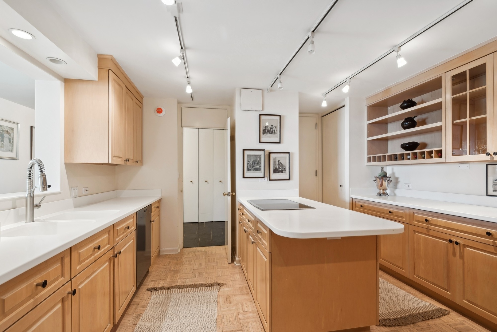 1630 Sheridan Road, Unit 5E Wilmette, IL 60091 - Photo 12 of 29 Gallery Image 12