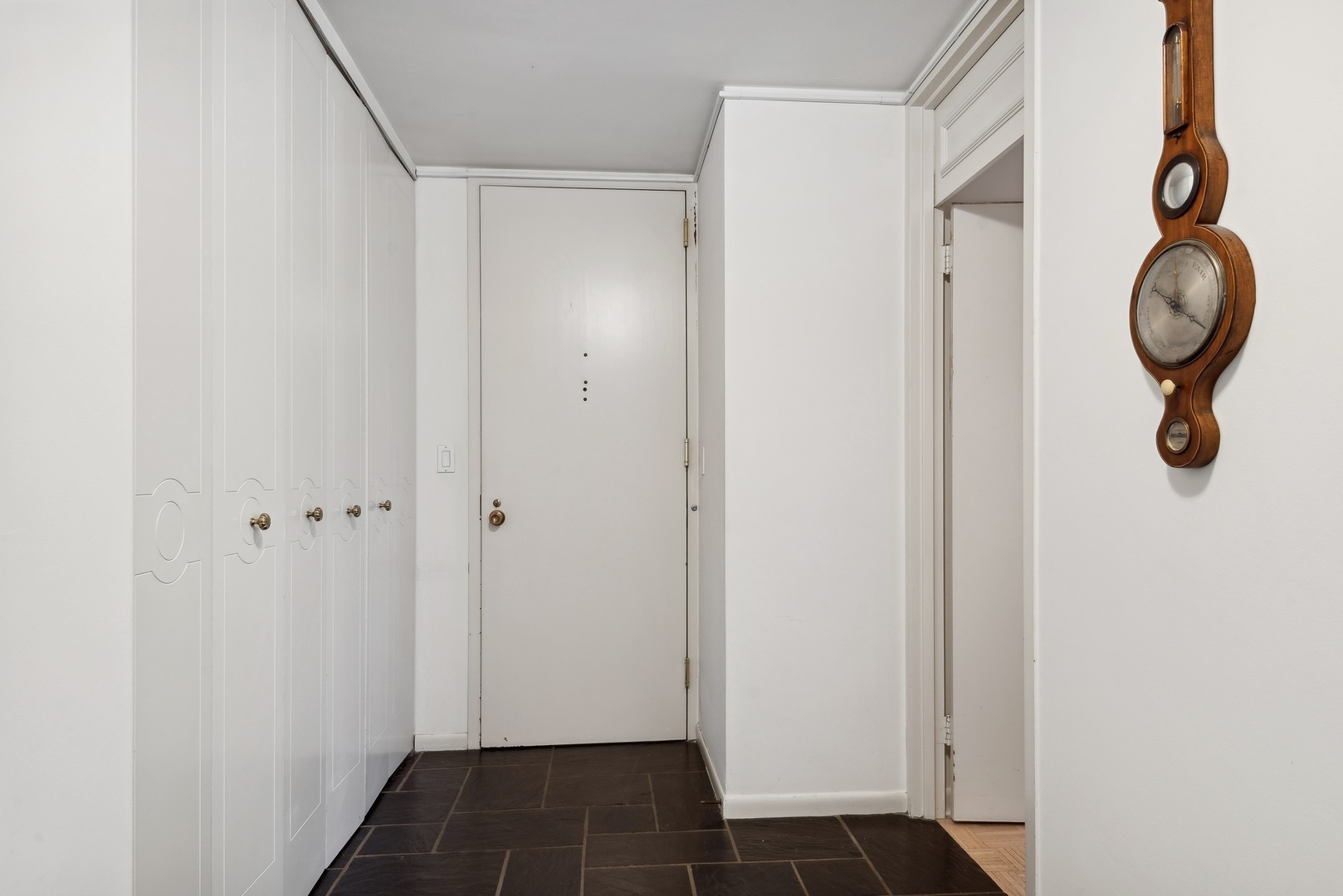 1630 Sheridan Road, Unit 5E Wilmette, IL 60091 - Photo 2 of 29 Gallery Image 2