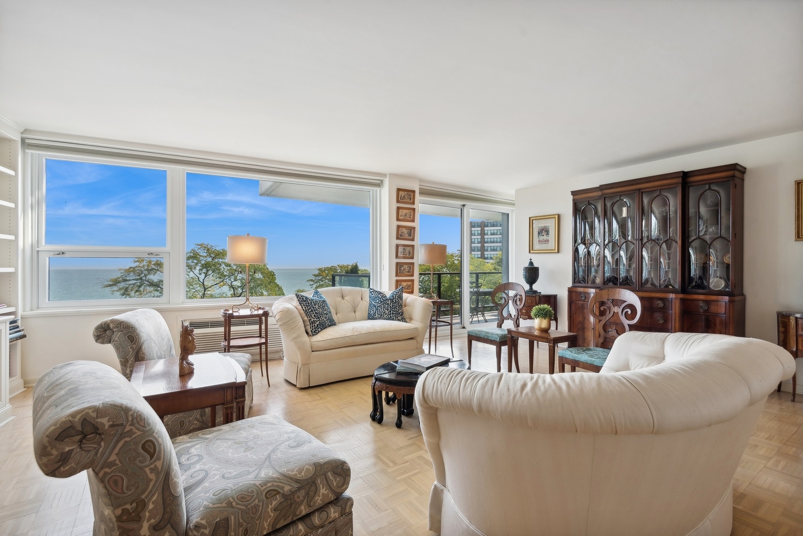 1630 Sheridan Road, Unit 5E Wilmette, IL 60091 - Photo 6 of 29 Gallery Image 6