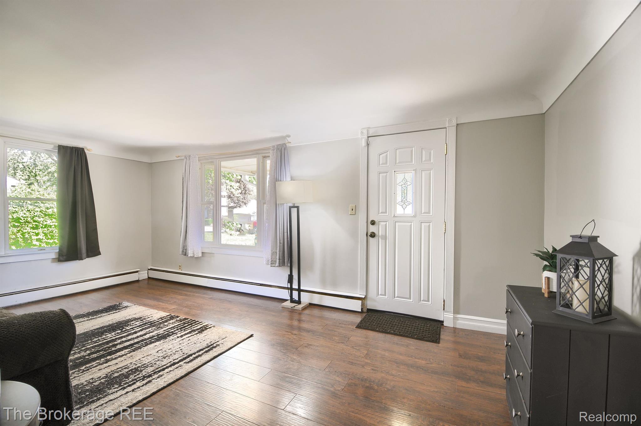 4045 Risedorph Street Burton, MI 48509 - Photo 6 of 33