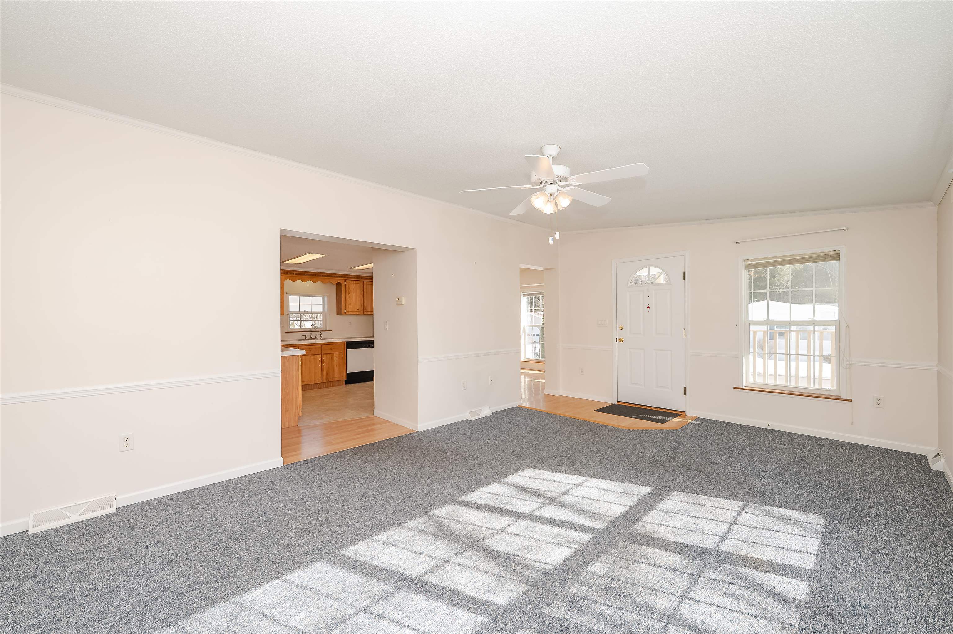 153 Eagle Drive Rochester, NH 03868 - Photo 12 of 43