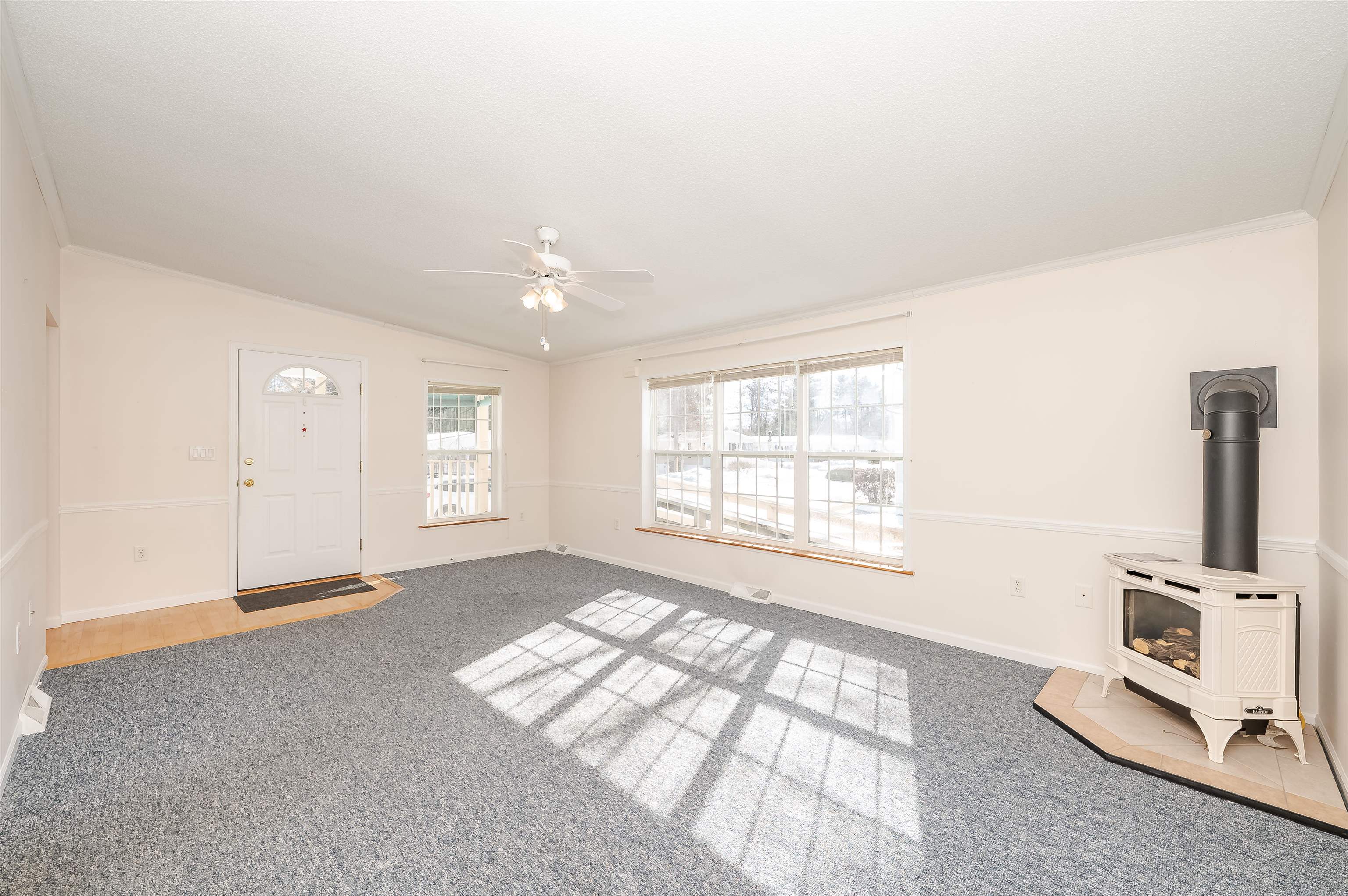 153 Eagle Drive Rochester, NH 03868 - Photo 13 of 43