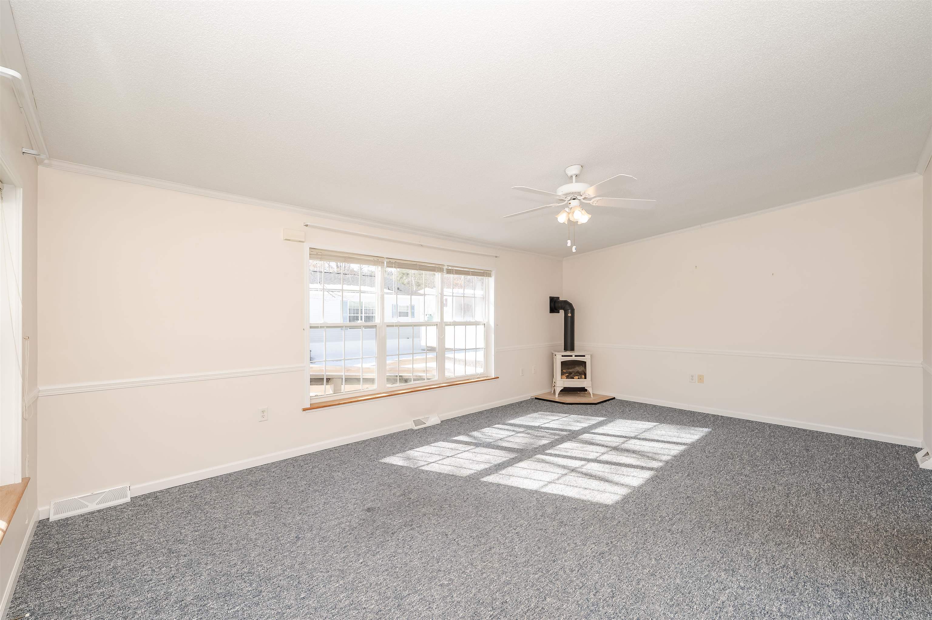 153 Eagle Drive Rochester, NH 03868 - Photo 24 of 43