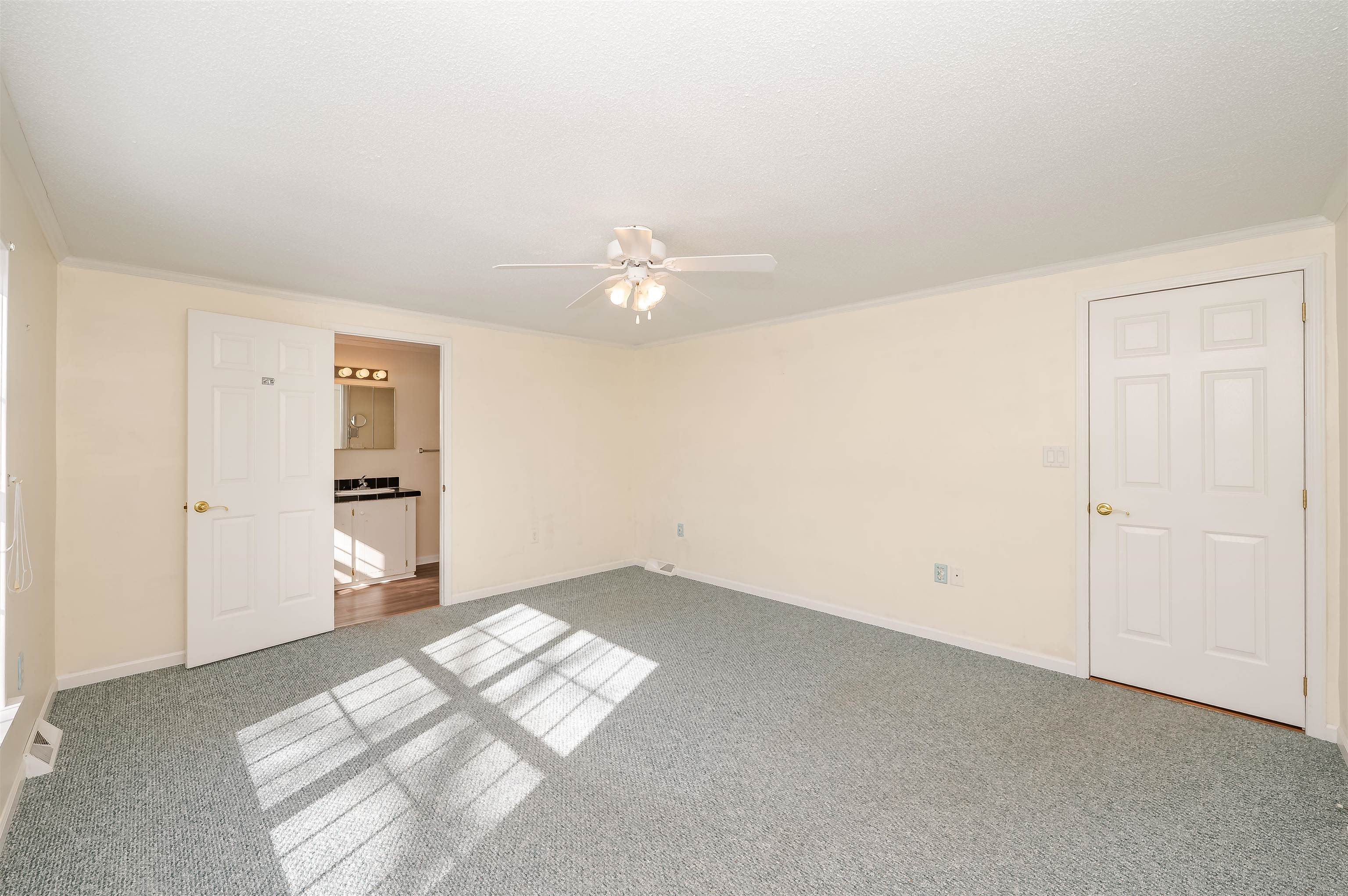 153 Eagle Drive Rochester, NH 03868 - Photo 28 of 43