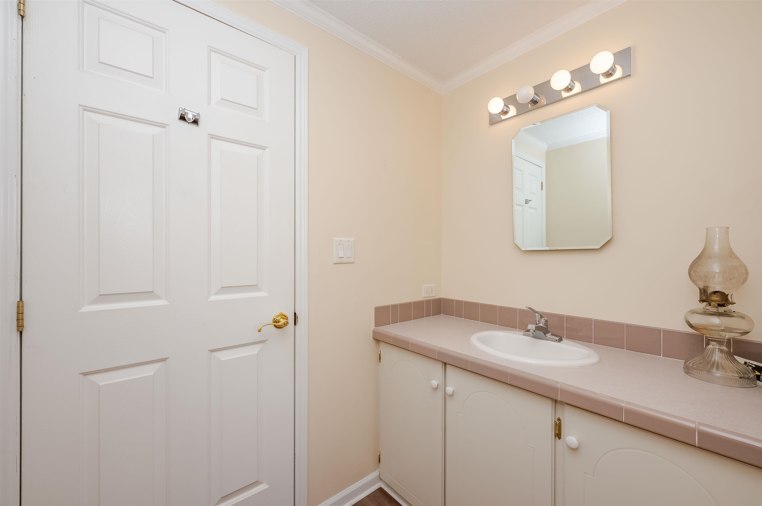 153 Eagle Drive Rochester, NH 03868 - Photo 33 of 43