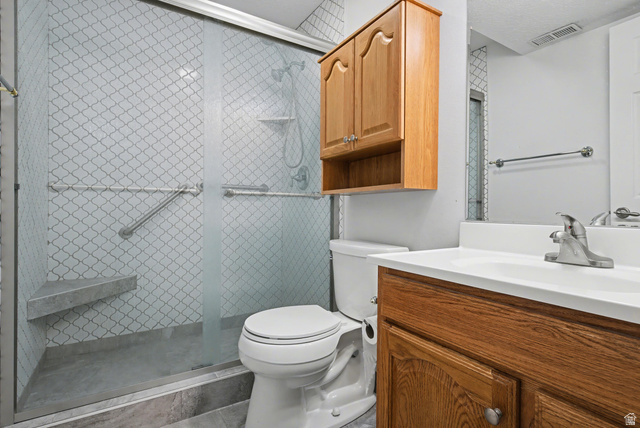 281 Winchester Drive Springville, UT 84663 - Photo 14 of 27 Bathroom with vanity and a shower stall