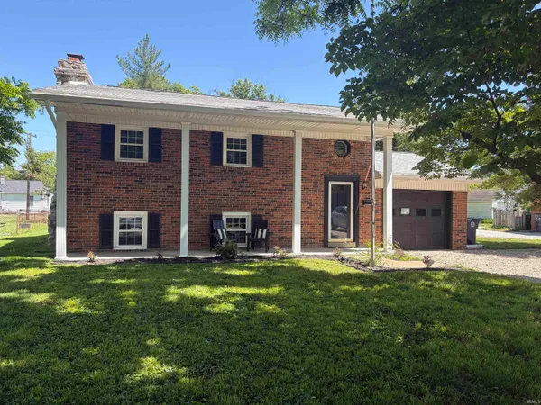 $240,000 | 1107 North Boeke Road, Evansville, IN 47711