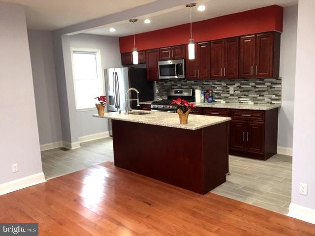 126 Ashby Road Upper Darby, PA 19082 - Photo 7 of 37